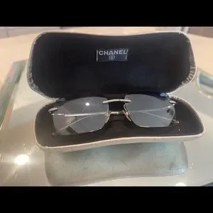 CHANEL | Accessories | Vintage Chanel 44 Cc Rimless  display picture 1